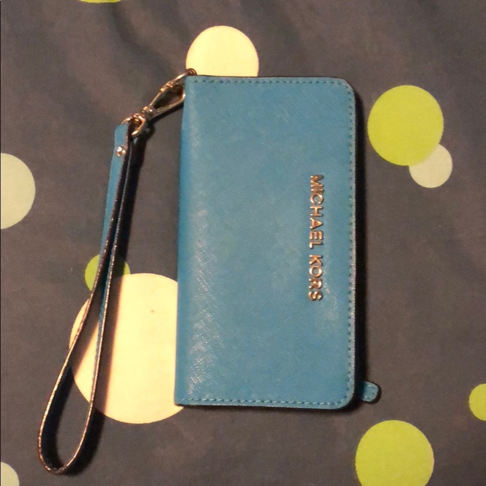 MK wristlet
